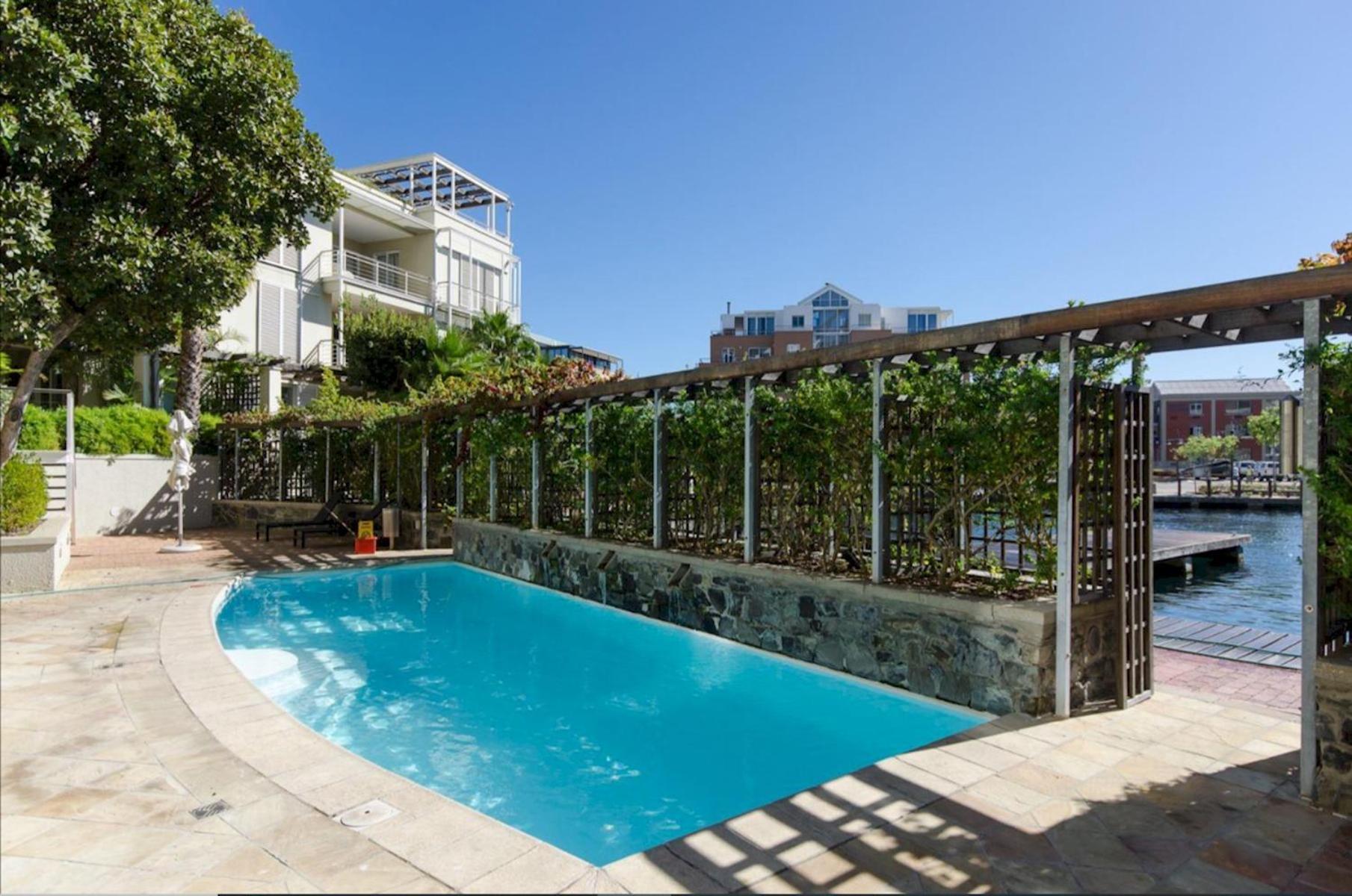 Apartment The Marina One Bedroom Exclusive - 608 Cape Town